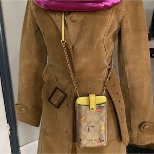 Phone Crossbody In Signature Canvas With Dreamy Veggie Print